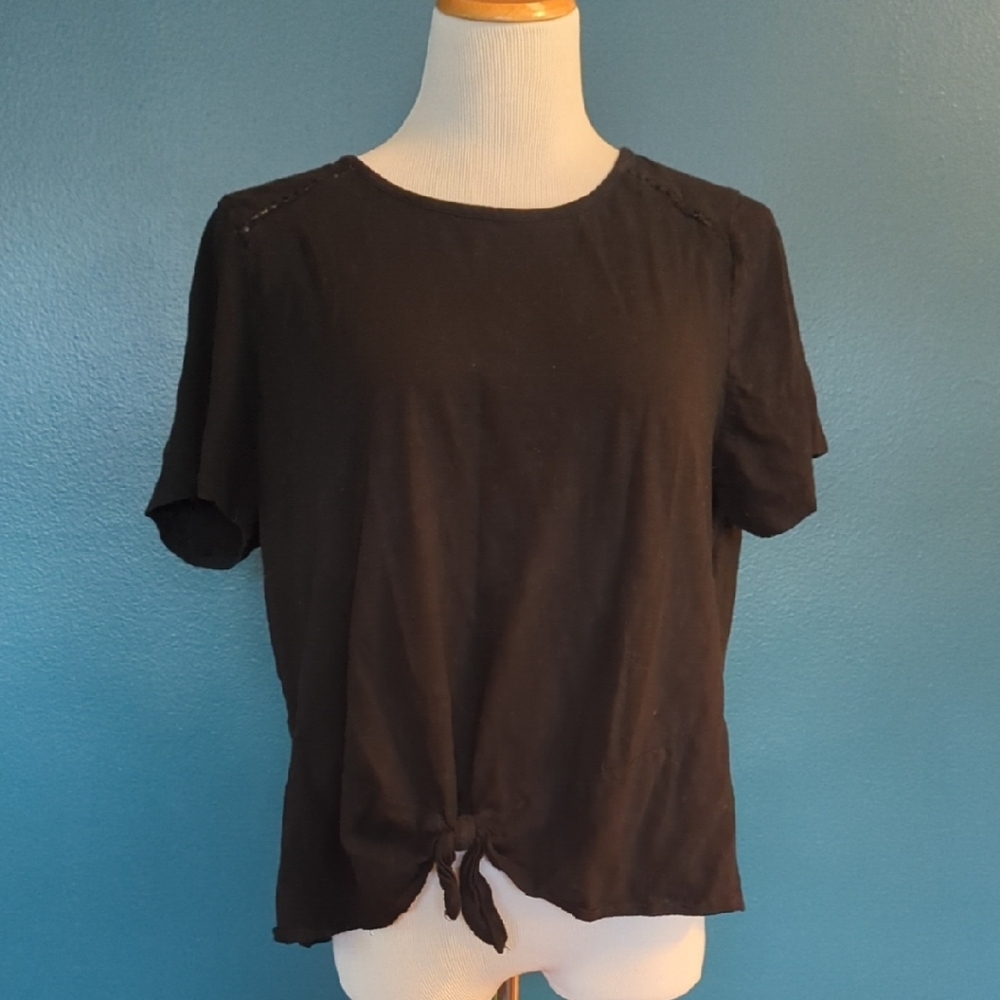 Tie-Front Crochet Short Sleeve Top